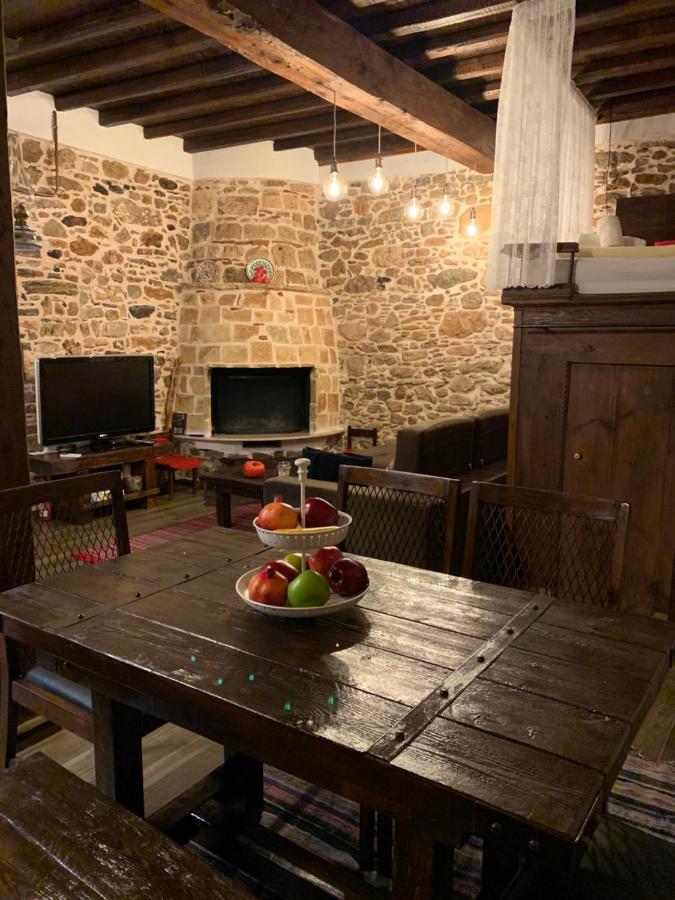 Areti'S Traditional House Apollona Exterior foto