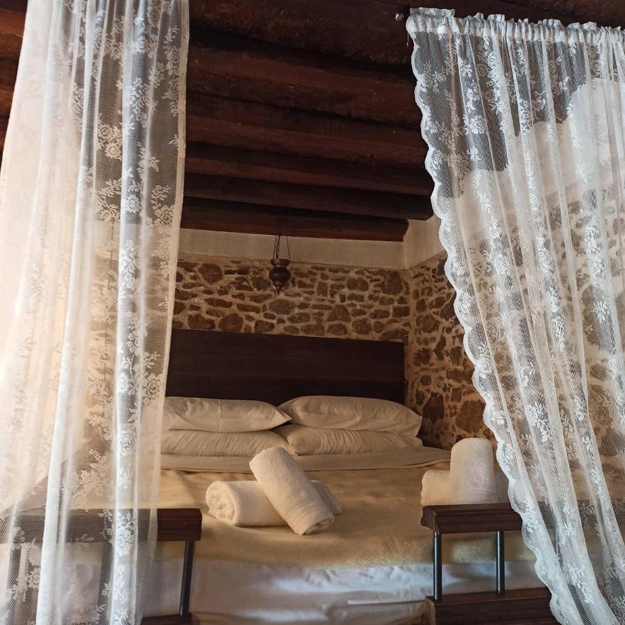 Areti'S Traditional House Apollona Exterior foto