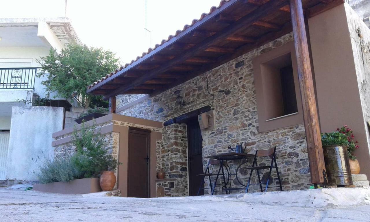 Areti'S Traditional House Apollona Exterior foto