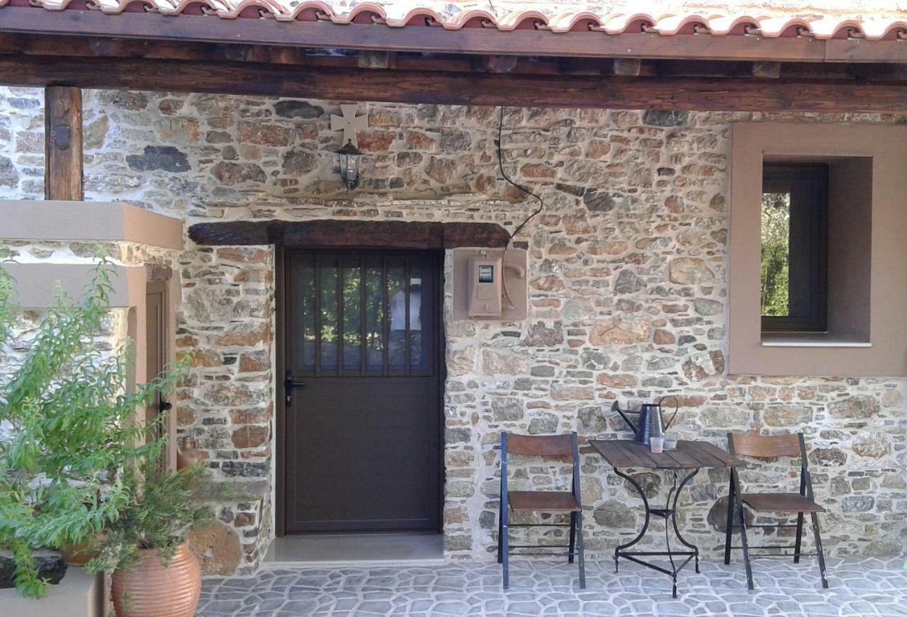 Areti'S Traditional House Apollona Exterior foto